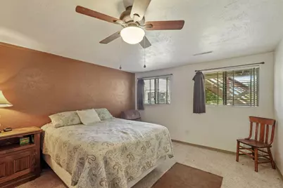 10450 Walnut Grove Road, Thornton, CA 95686 - Photo 35