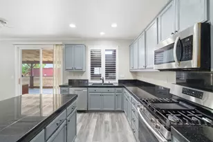 8252 Crichton Way, Elk Grove, CA 95758 - Photo 29