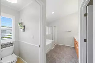 8252 Crichton Way, Elk Grove, CA 95758 - Photo 33