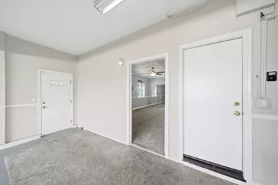 8252 Crichton Way, Elk Grove, CA 95758 - Photo 41