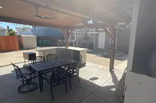 1123 E Park St, Stockton, CA 95205 - Photo 31