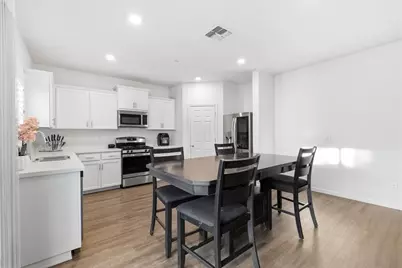 1660 Silvershire Drive, Stockton, CA 95206 - Photo 7