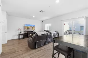 1660 Silvershire Dr, Stockton, CA 95206 - Photo 9