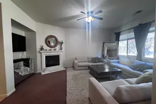 1780 Alicante Dr, Roseville, CA 95747 - Photo 5