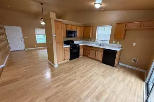 2815 Crescent Moon Ct, Ceres, CA 95307 - Photo 9