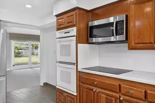 3331 Ellenmere Dr, Sacramento, CA 95821 - Photo 19