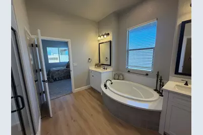 8698 N Privado Court, Hilmar, CA 95324 - Photo 23