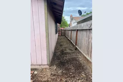 8366 Langtree Way, Sacramento, CA 95823 - Photo 7