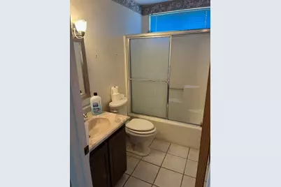 8366 Langtree Way, Sacramento, CA 95823 - Photo 15