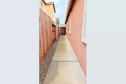 2518 Clayridge Court, Riverbank, CA 95367 - Photo 29