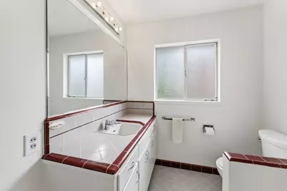 5260 K Street, Sacramento, CA 95819 - Photo 23