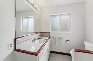 5260 K St, Sacramento, CA 95819 - Photo 23