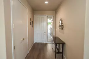 9512 Golf Course Ln, Elk Grove, CA 95758 - Photo 15