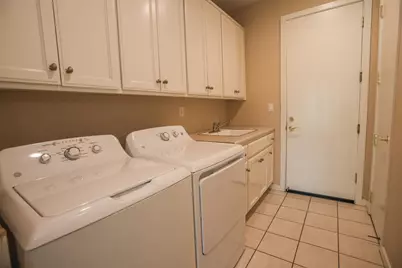 9512 Golf Course Lane, Elk Grove, CA 95758 - Photo 45