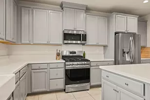 4040 Aura Way, Rancho Cordova, CA 95742 - Photo 17