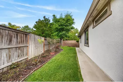 7401 Rothschild Court, Elk Grove, CA 95757 - Photo 51
