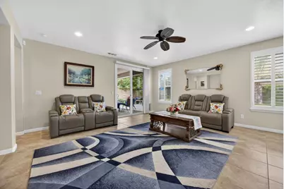 7401 Rothschild Court, Elk Grove, CA 95757 - Photo 19