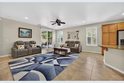 7401 Rothschild Court, Elk Grove, CA 95757 - Photo 23