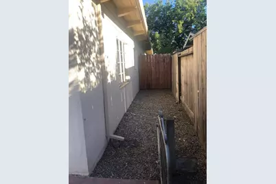 935 W Harding Way, Stockton, CA 95203 - Photo 13
