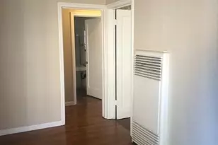 935 W Harding Way, Stockton, CA 95203 - Photo 3