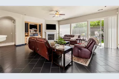 751 Hawkcrest Circle, Sacramento, CA 95835 - Photo 35