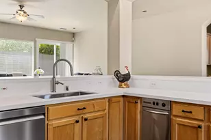751 Hawkcrest Cir, Sacramento, CA 95835 - Photo 23