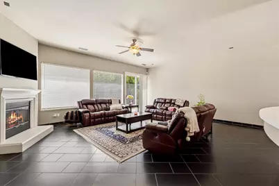 751 Hawkcrest Circle, Sacramento, CA 95835 - Photo 19