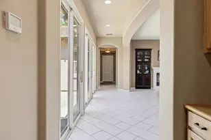 751 Hawkcrest Cir, Sacramento, CA 95835 - Photo 21