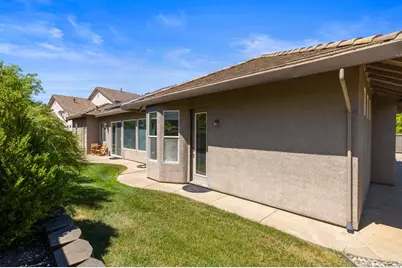 751 Hawkcrest Circle, Sacramento, CA 95835 - Photo 69