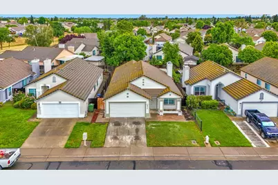 8575 Black Kite Drive, Elk Grove, CA 95624 - Photo 43