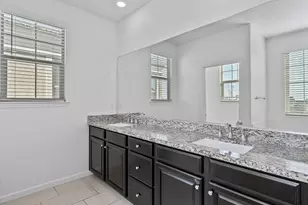 7514 Clear Lake Aly, Sacramento, CA 95829 - Photo 27