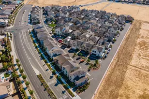 7514 Clear Lake Aly, Sacramento, CA 95829 - Photo 35