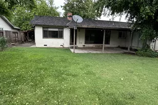 1948 W Benjamin Holt Dr, Stockton, CA 95207 - Photo 3