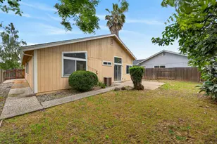 4 San Rogue Ct, Sacramento, CA 95823 - Photo 47
