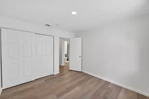 4 San Rogue Ct, Sacramento, CA 95823 - Photo 29