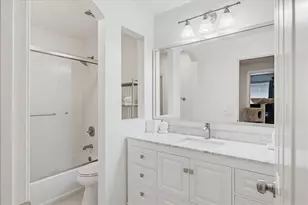 10044 Oglethorpe Way, Elk Grove, CA 95624 - Photo 21