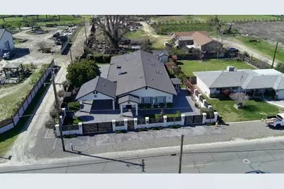 9293 Hillside Drive, Delhi, CA 95315 - Photo 1