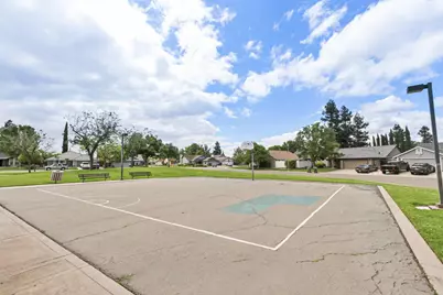 889 Golden Heights Drive, Galt, CA 95632 - Photo 47