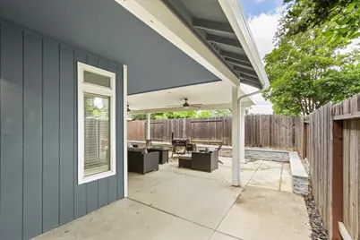 889 Golden Heights Drive, Galt, CA 95632 - Photo 33