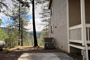 115 Main St, Gold Run, CA 95717 - Photo 9