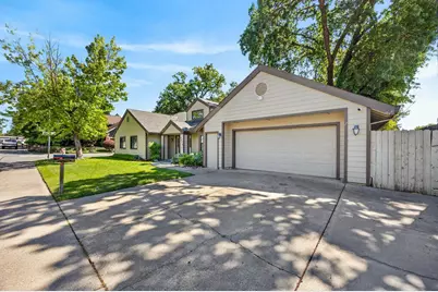 8616 Pershing Avenue, Fair Oaks, CA 95628 - Photo 3