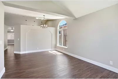 8425 Winterberry Drive, Elk Grove, CA 95624 - Photo 19