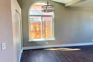 8425 Winterberry Dr, Elk Grove, CA 95624 - Photo 43