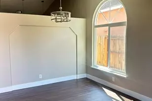 8425 Winterberry Dr, Elk Grove, CA 95624 - Photo 41