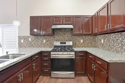 8425 Winterberry Drive, Elk Grove, CA 95624 - Photo 15