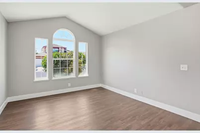 8425 Winterberry Drive, Elk Grove, CA 95624 - Photo 31