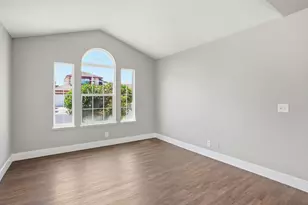 8425 Winterberry Dr, Elk Grove, CA 95624 - Photo 31