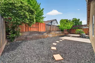 8408 Falcon View Dr, Antelope, CA 95843 - Photo 35