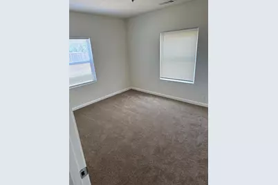 28237 S Macarthur Drive, Tracy, CA 95377 - Photo 7