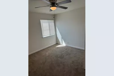 28237 S Macarthur Drive, Tracy, CA 95377 - Photo 11